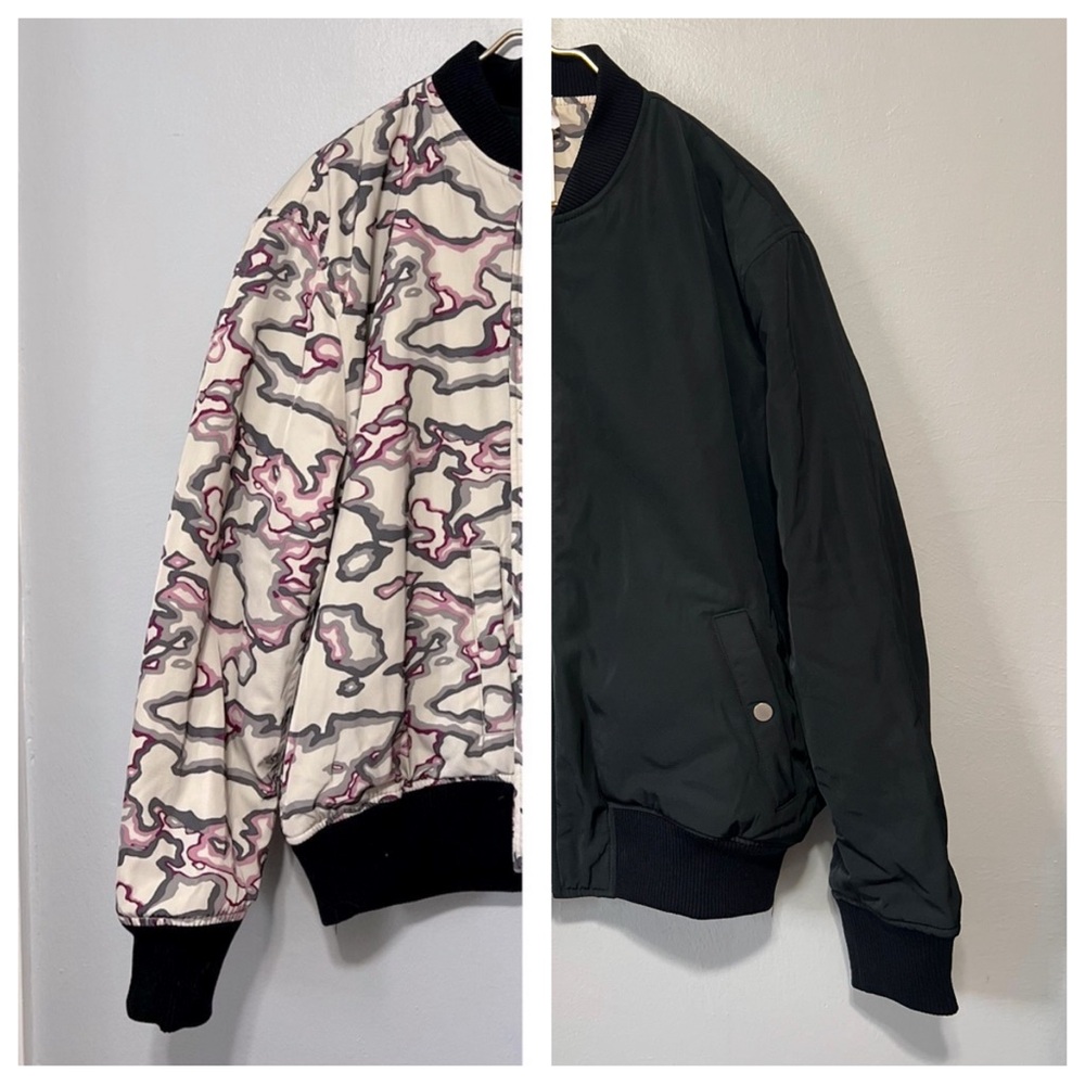 NWOT Mode of One Men’s Reversible Bomber Jacket